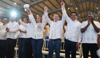 PRM recibe propuestas de consultas territoriales y presenta documento "Hablemos PRM"