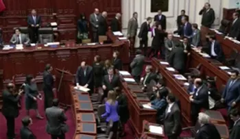 Congreso obliga a renunciar a todos los ministros de Perú
