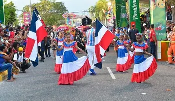 Niños protagonizan desfile de carnaval