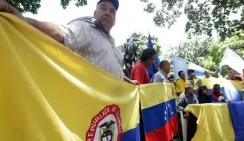 Casi 200,000 colombianos residentes en Venezuela atienden llamado a registro