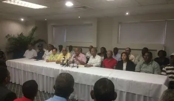 Diputado Ramón Bueno y dirigentes del PRM anuncian apoyo a David Collado