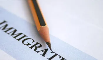 Nueva regla de carga pública de USCIS entra en vigor el 18 de septiembre de 2026