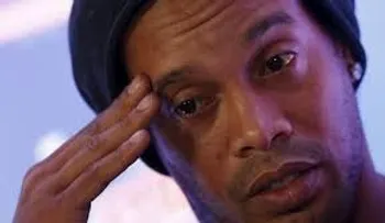  Ronaldinho está en bancarrota; tiene menos de siete dólares en sus cuentas bancarias