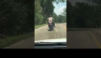 Los peligros de viajar en motocicleta por Tailandia