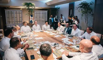Presidente Abinader se reúne con representantes de líneas aéreas nacionales para convertir RD en hub aéreo