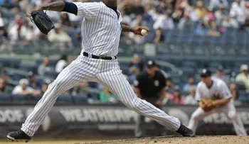 Yanquis hace gala de su bullpen en triunfo de 2-1