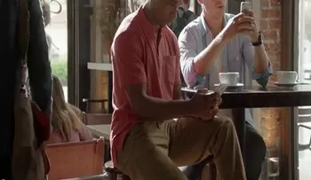 Video: Samsung se burla de Iphone en un comercial