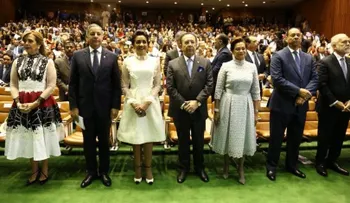 Primera dama Candida Montilla asiste a misa de acción de gracias por 71 aniversario del Banco Central