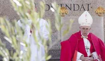 El papa critica el triunfalismo que trata de llegar a la meta con compromisos falsos 