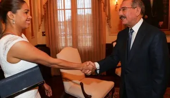 Danilo Medina recibe a la laureada chef dominicana María Marte