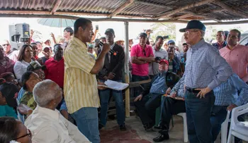 Danilo Medina dispone financiamiento para siembra de 5 mil tareas en El Seibo