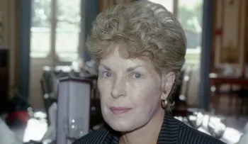 Muere autora de novelas policiales Ruth Rendell 