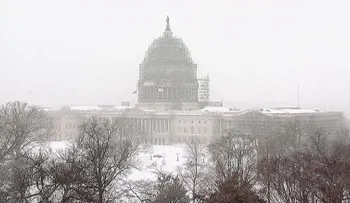 Una gran tormenta se dirige rápidamente al noreste de Estados Unidos