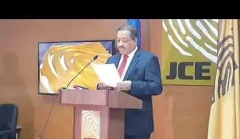 El Pleno de la JCE suspende el â??Barrilitoâ? y el â??Cofrecitoâ? a los legisladores (VIDEO)