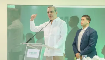 Presidente Abinader: La forma de apoyar a la gente es apostando por el crecimiento de la economía y el empleo