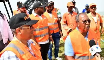 Obras Públicas rehabilita el tránsito por la autopista 30 de Mayo