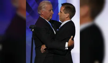 Vicepresidente Joe Biden habla con Stephen Colbert sobre su posible candidatura y la muerte de su hijo