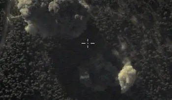 Todos de golpe: Rusia destruye los 32 vehículos blindados de una columna del EI