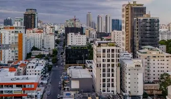 Hacienda recompra US$1,385 millones en bonos y coloca nueva emisión por US$1,600 millones