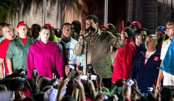 Maduro consigue poderes especiales para legislar por decreto