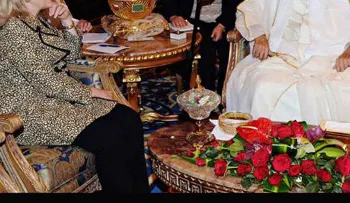 Hillary Clinton recibió diamante con rubí valorado en US$500.000 del Rey de Arabia Saudita