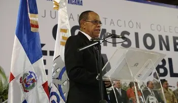 Lidio Cadet: â??Aprovechemos este hombre (Danilo Medina) mientras Dios lo mantenga con aliento en su cuerpoâ?