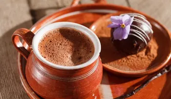 Cómo preparar un chocolate caliente para aliviar el estrés y la ansiedad