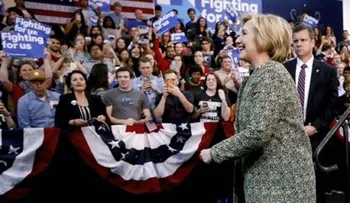 Arrecian las descalificaciones entre Clinton y Sanders