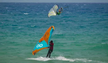 El viento corona a nuevos campeones en un Día 4 decisivo del Master of the Ocean 2026