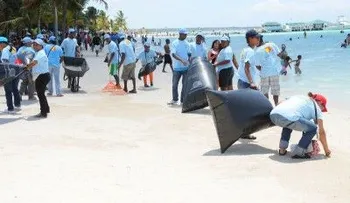 CEIZTUR y Turismo duplican personal limpieza de playas por feriado Semana Santa