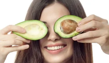 Cómo tener el cabello hidratado gracias al aguacate