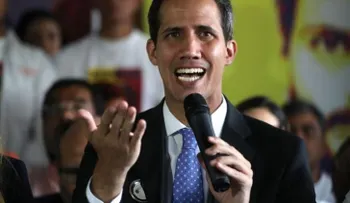Crisis en Venezuela sigue latente: Maduro cierra frontera de Brasil y Guaidó llega a la de Colombia por ayudas