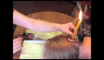 Colocó una vela en el oído de la chica. Más tarde, sacó algo terribleâ?¦ (VIDEO 2)