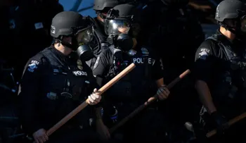 Al menos 45 detenidos en una nueva noche de disturbios en Seattle