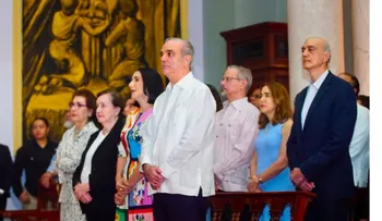 Abinader celebra su cumpleaños con una misa
