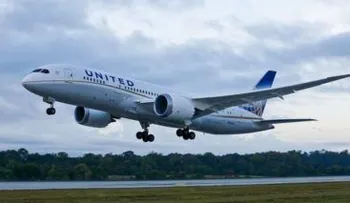 Avión de United Airlines que aterrizó de emergencia en Sídney, se le estaba acabando el combustible