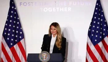 Melania Trump avala credenciales de CNN y Politico para evento de la ONU mientras su esposo les niega acceso a la Casa Blanca