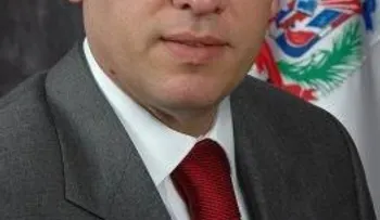 Ito Bisonó aboga por integración de la juventud a la política 