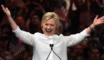 Hillary Clinton se acerca al sueño de lograr la Presidencia con histórica nominación