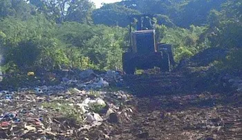 Obras Públicas y Alcaldía inician programa â??Navidad sin hoyos 2013â? en Barahona