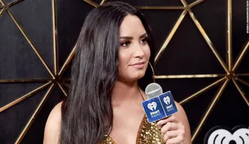 Celebridades y fans apoyan a Demi Lovato después de que rompiera su silencio tras aparente sobredosis
