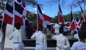 Conmemoran 45 años desembarco guerrillero Playa Caracoles