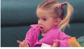 Mira como luche ahora la niña del famoso meme viral