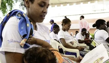 Madres de Boca Chica reciben orientación sobre importancia de lactar a sus hijos