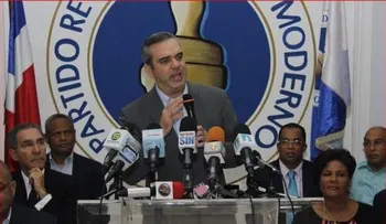 Luis Abinader: Danilo le faltó el respeto a la inteligencia del pueblo 