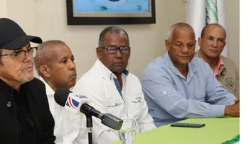 ANPA aplaza paro tras mediación de Hipólito Mejía