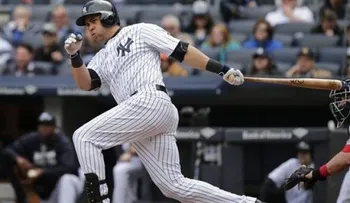 Beltrán remolca dos en triunfo de Yanquis ante Medias Rojas