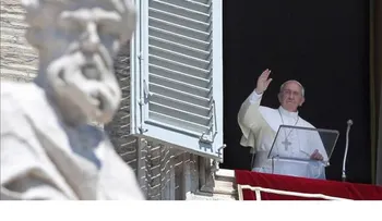 El papa Francisco dice que "fe y violencia son incompatibles"