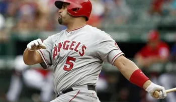 Pujols se poncha cuatro veces en un juego por primera vez 