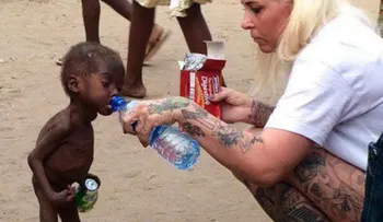 Así se ve el "bebé brujo" de Nigeria un año después de su rescate